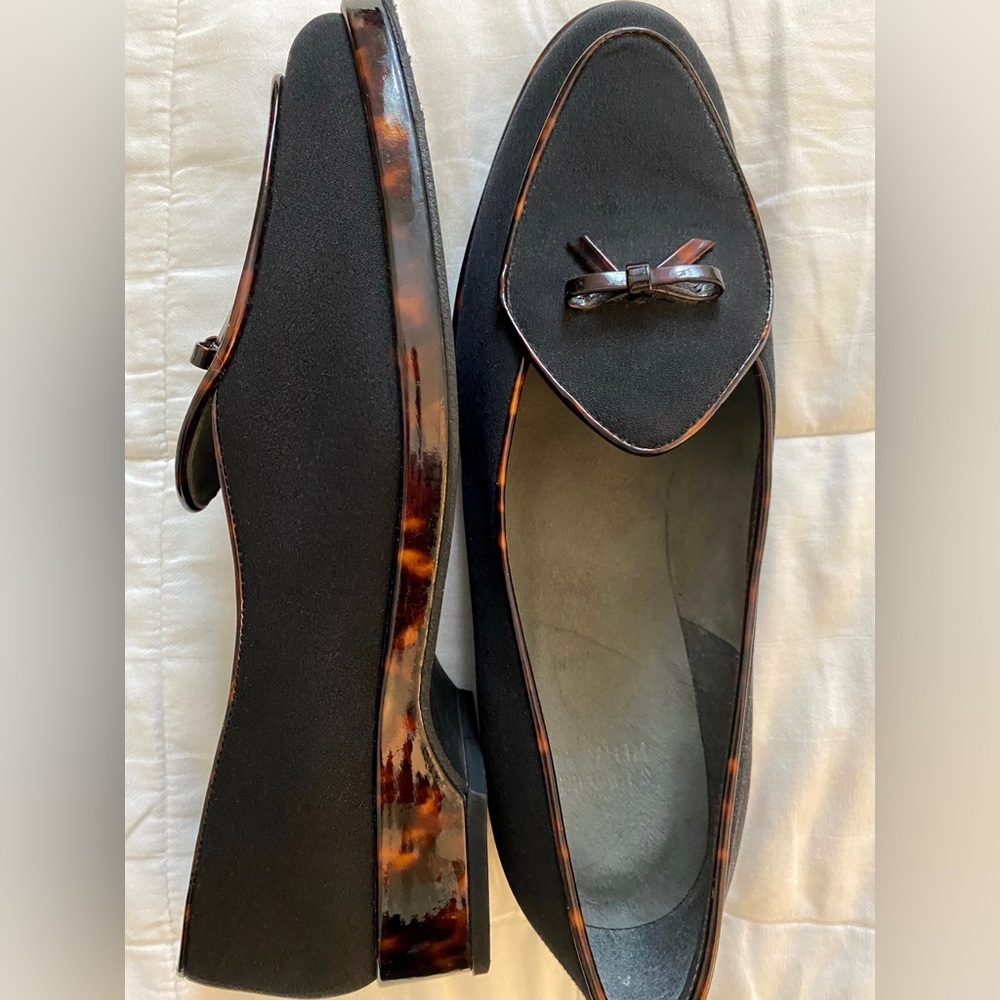 Stuart Weizman Black Canvas Loafers with Tortoise Sole + Heel.  NEVER WORN!  Sz8
